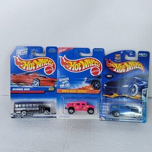 Hot Wheels Police School Bus Groovy Graphics 40 Woody  Lot Of 3 NEW